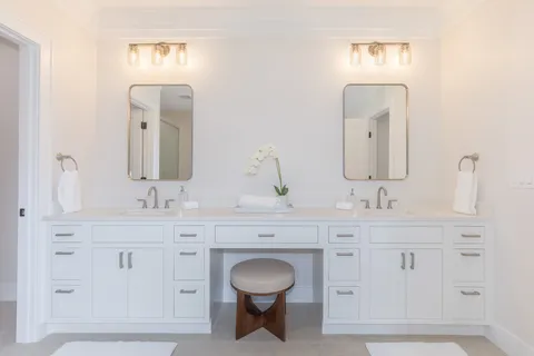 $2,295,000 | 8806 Walnut Hill Road, Chevy Chase, MD 20815