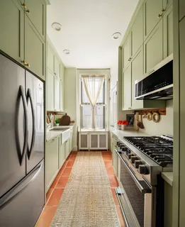 $1,295,000 | 39 Remsen Street, Unit 2C | Brooklyn Heights