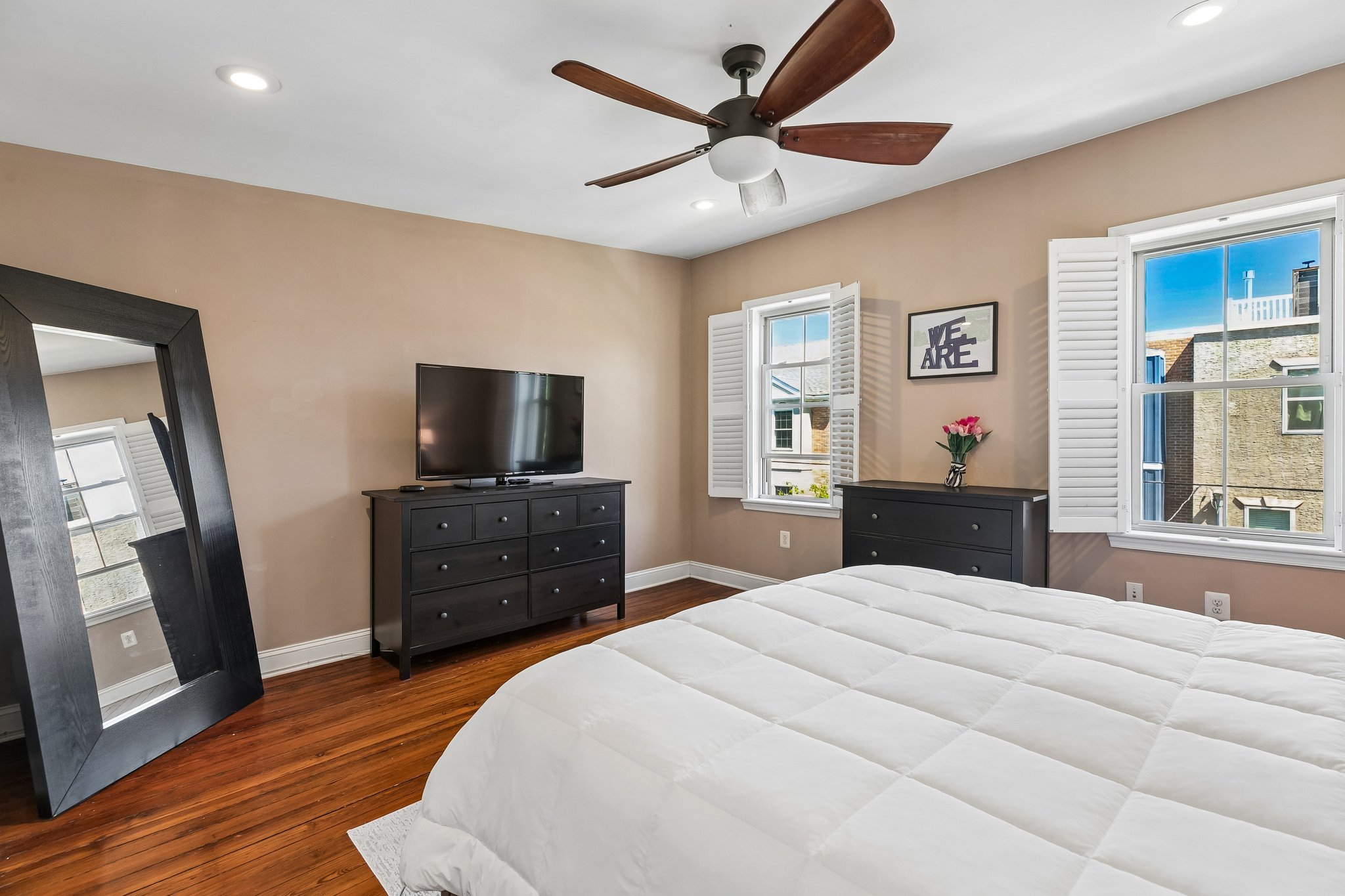 2128 Carpenter Street Philadelphia, PA 19146 - Photo 33 of 49