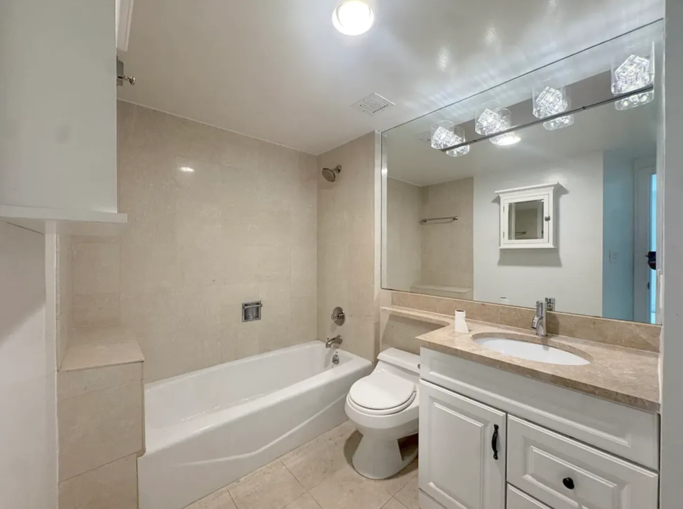 $9,200 | 254 West 10th Street, Unit 4A | West Village