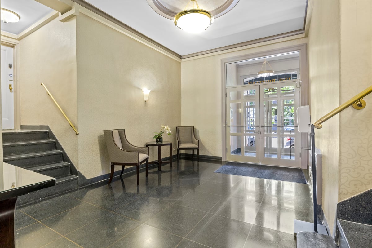 9425 Shore Road, Unit 5D Brooklyn, NY 11209 - Photo 19 of 21 Gallery Image 19
