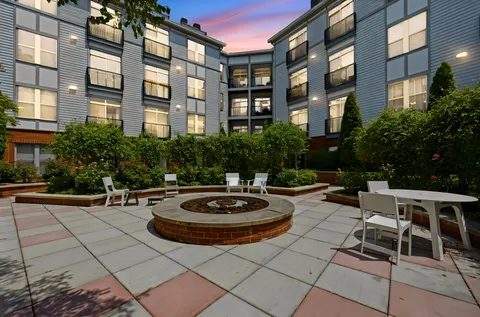 $470,000 | 1800 Wilson Boulevard, Unit 105, Arlington, VA 22201