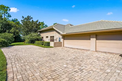 $1,850,000 | 4656 Pond Apple Drive North, Naples, FL 34119
