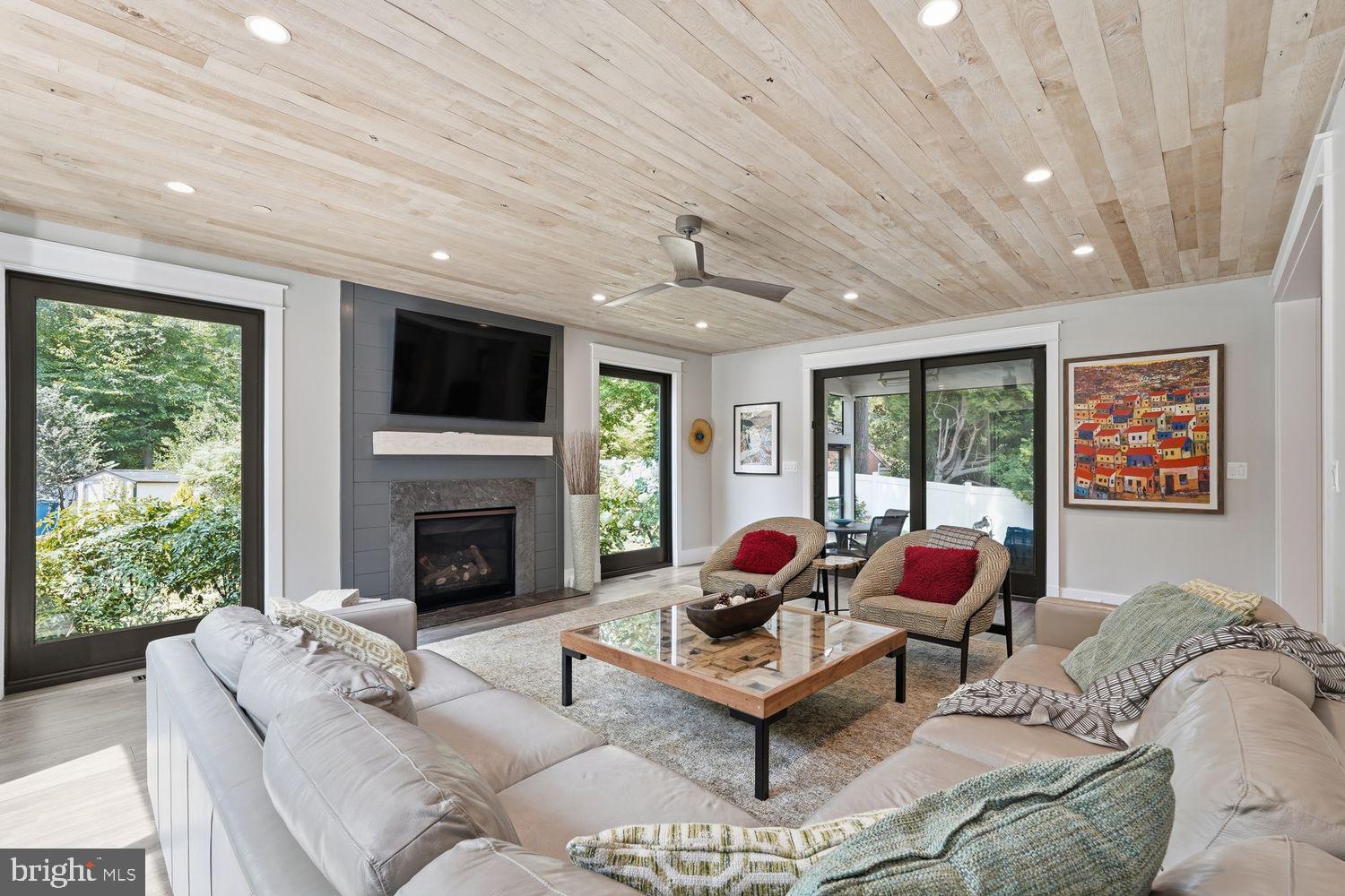 5644 Bent Branch Road Bethesda, MD 20816 - Photo 9 of 48 Gallery Image 9