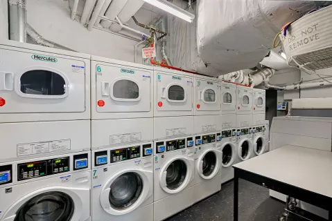 $430,000 | 153 East 57th Street, Unit 17F | Midtown East