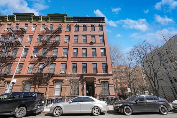 $3,900 | 161 West 133rd Street, Unit 2B | Central Harlem