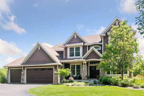 $1,100,000 | 6160 Ithaca Lane North, Plymouth, MN 55446