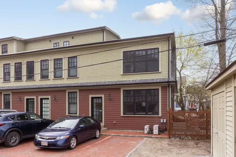 Contact Agent | 19 Tremont Street, Unit 3, Cambridge, MA 02139
