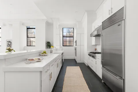 $3,120,000 | 351 East 51st Street, Unit L5C | Midtown East