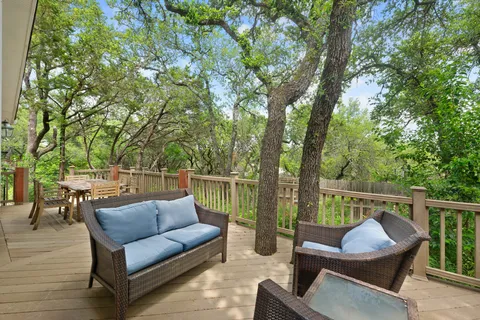 $1,195,000 | 1211 Falcon Ledge Drive, Austin, TX 78746