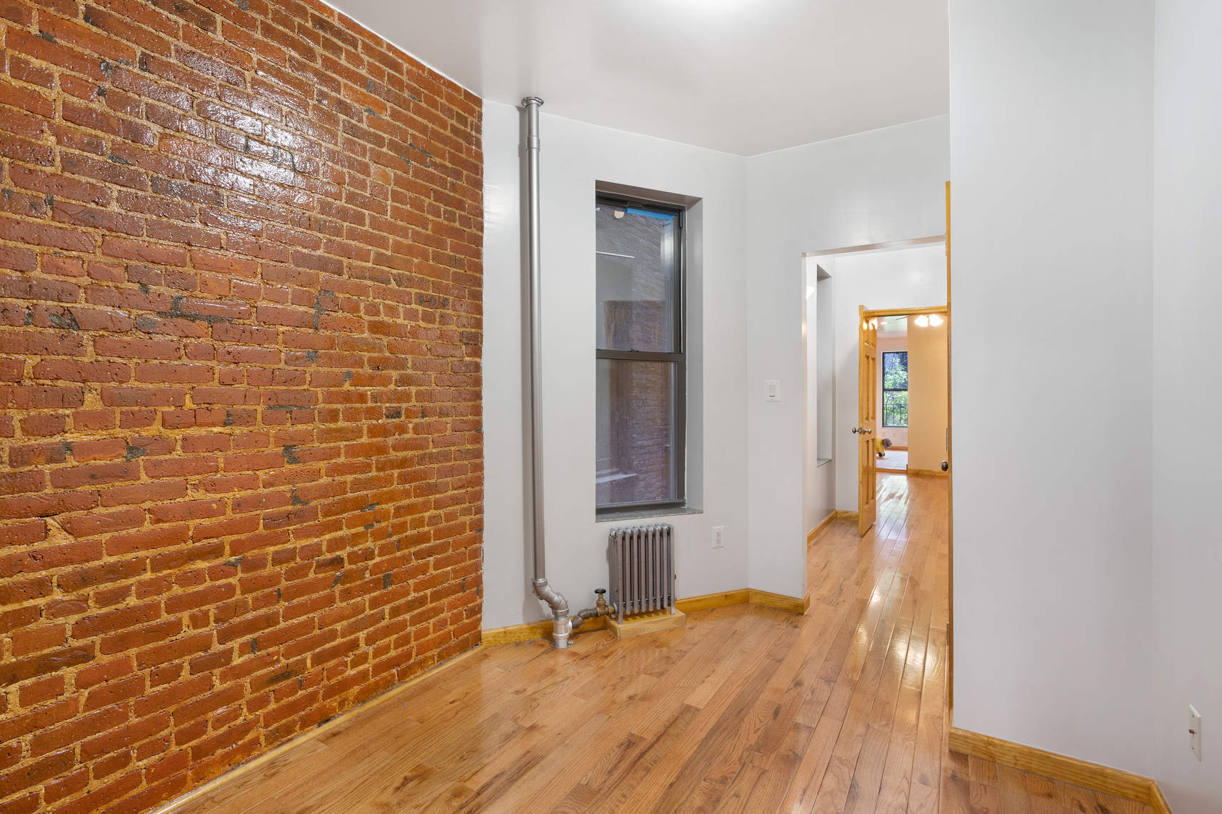 327 East 89th Street Manhattan, NY 10128 - Photo 6 of 14