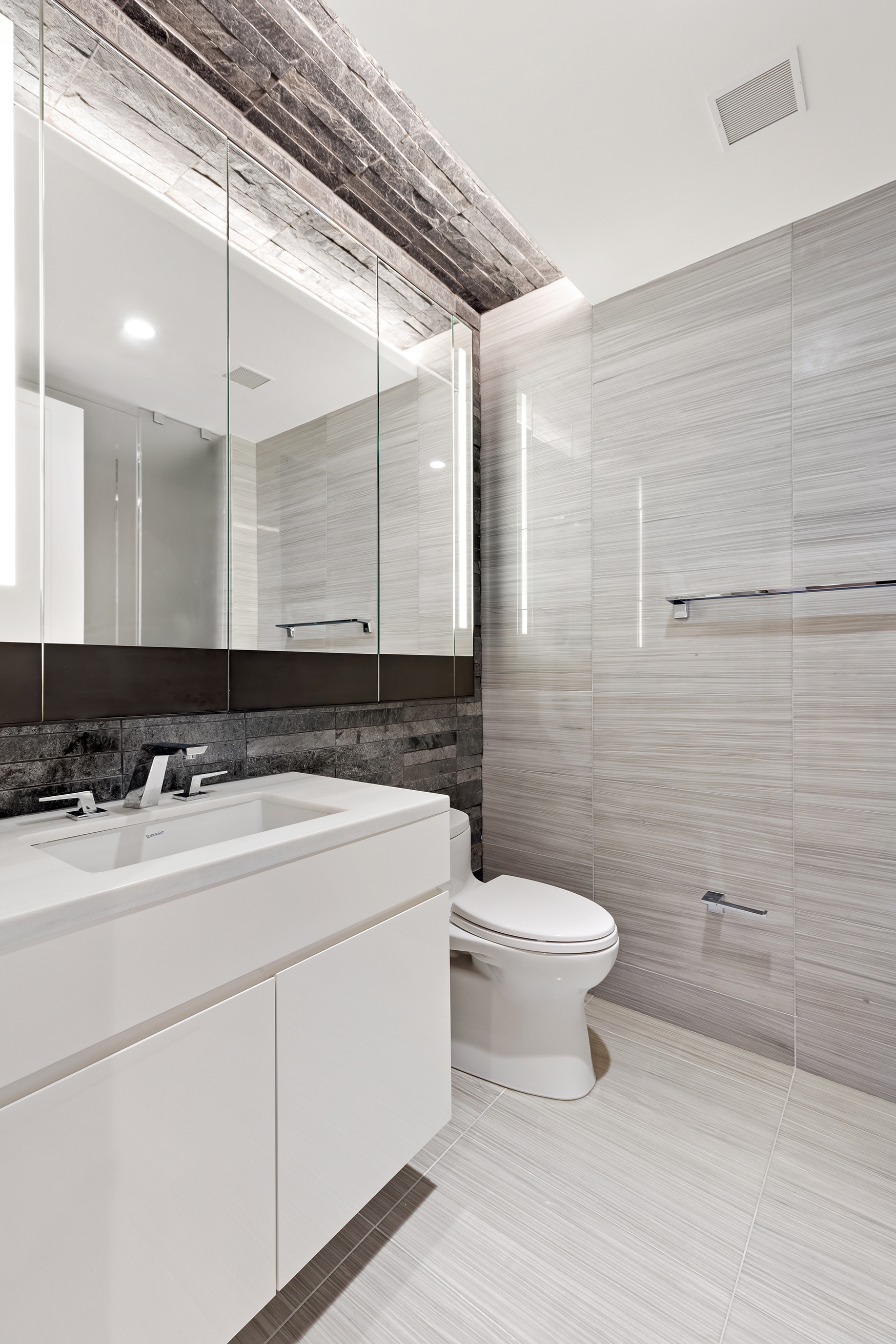 70 Charlton Street, Unit 11E Manhattan, NY 10014 - Photo 8 of 11