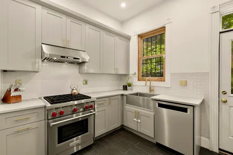 $1,400,000 | 1333 Wallach Place Northwest, Washington, DC 20009