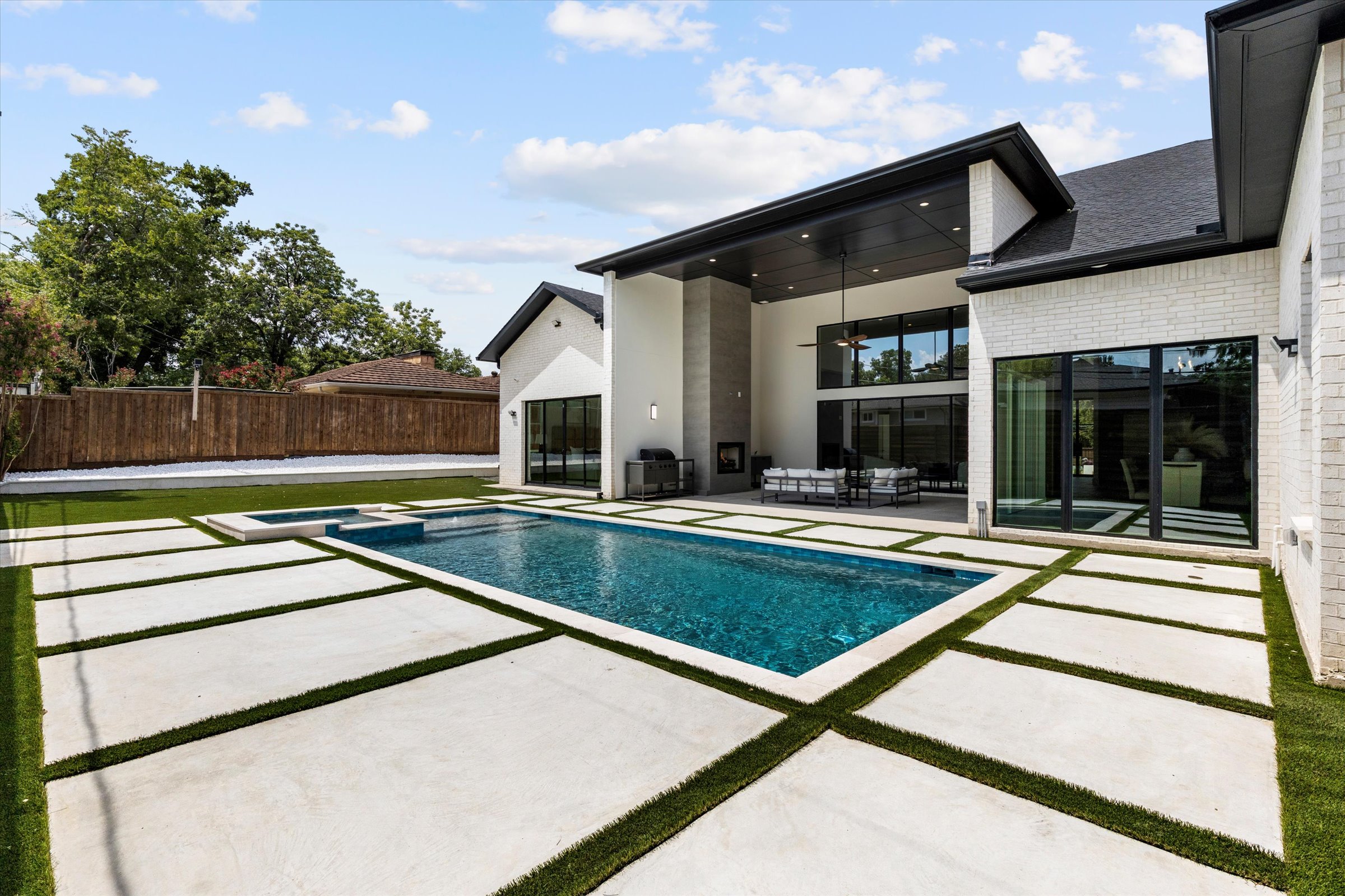 11232 Hillcrest Road Dallas, TX 75230 - Photo 3 of 72