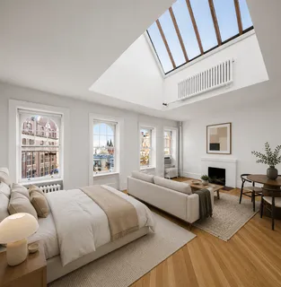 $995,000 | 104 Bedford Street, Unit PHE | West Village