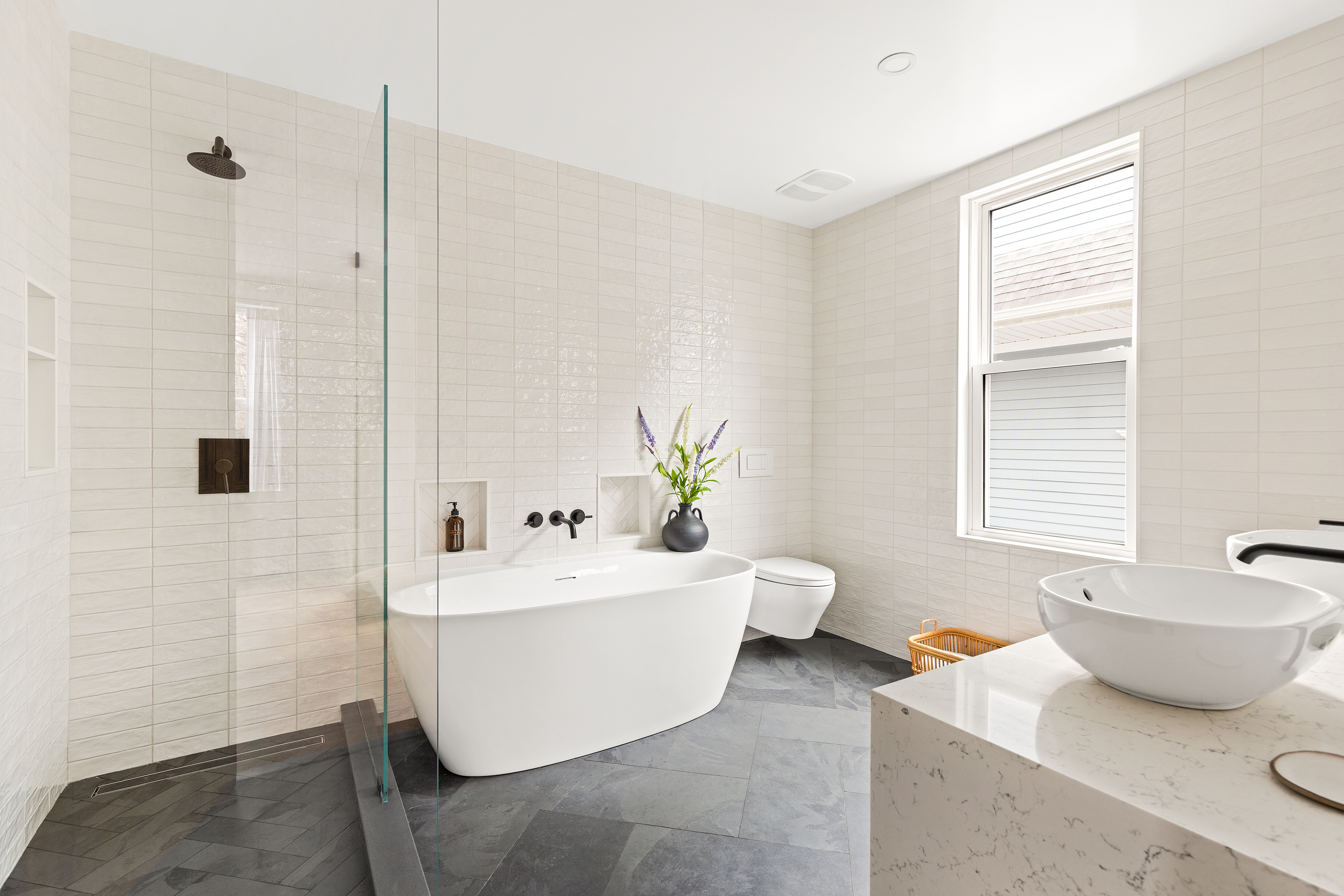 467 Rugby Road Brooklyn, NY 11226 - Photo 9 of 22 a living room with furniture and a window