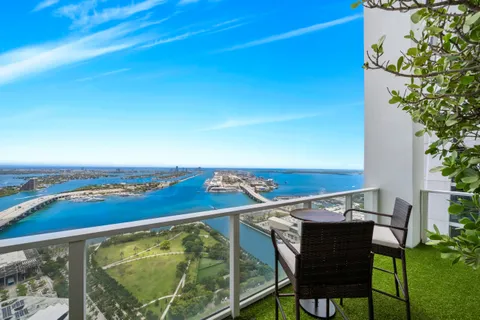 $6,750,000 | 1040 Biscayne Boulevard, Unit 4602, Miami, FL 33132