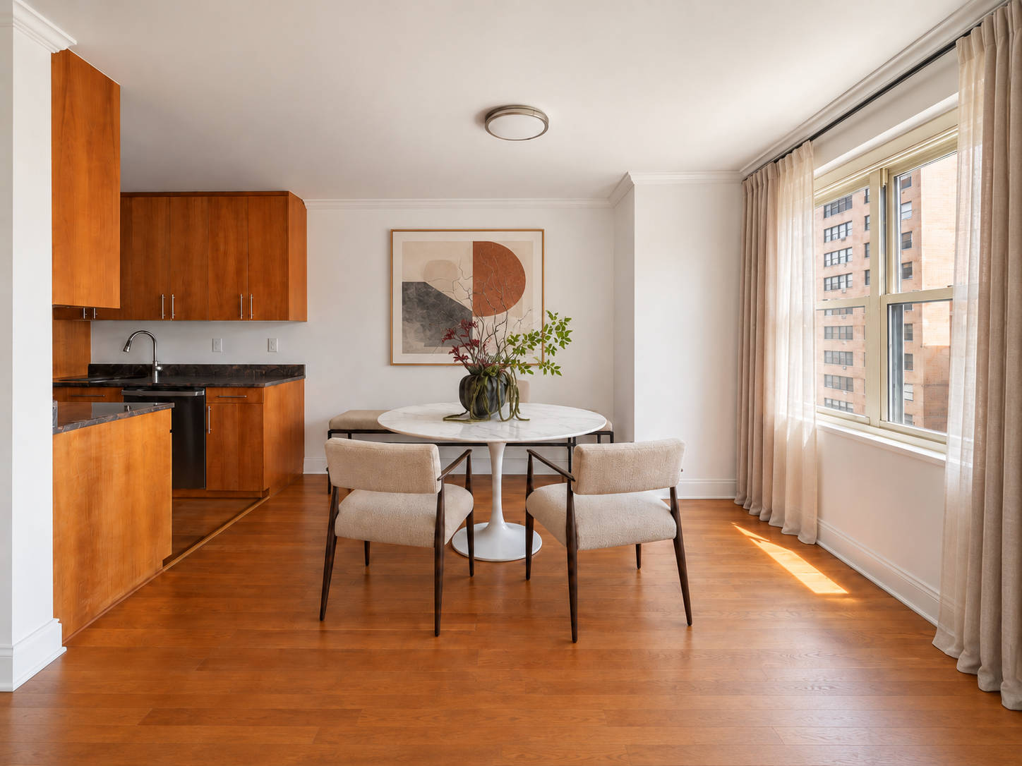 420 East 72nd Street, Unit 7L Manhattan, NY 10021 - Photo 3 of 11 Gallery Image 3