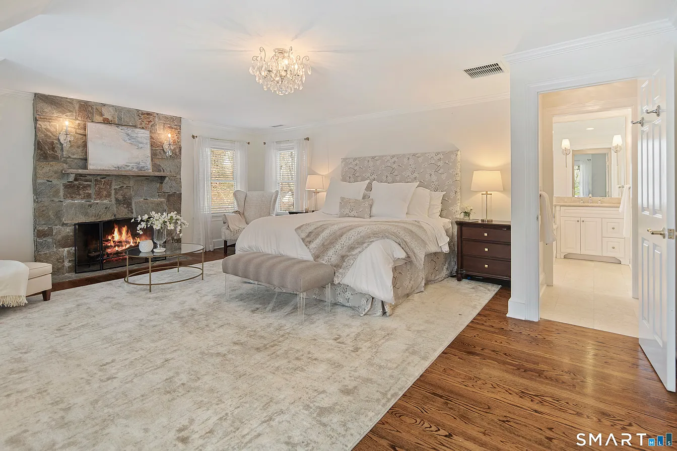 9 Point O Woods Road South Darien, CT 06820 - Photo 22 of 39