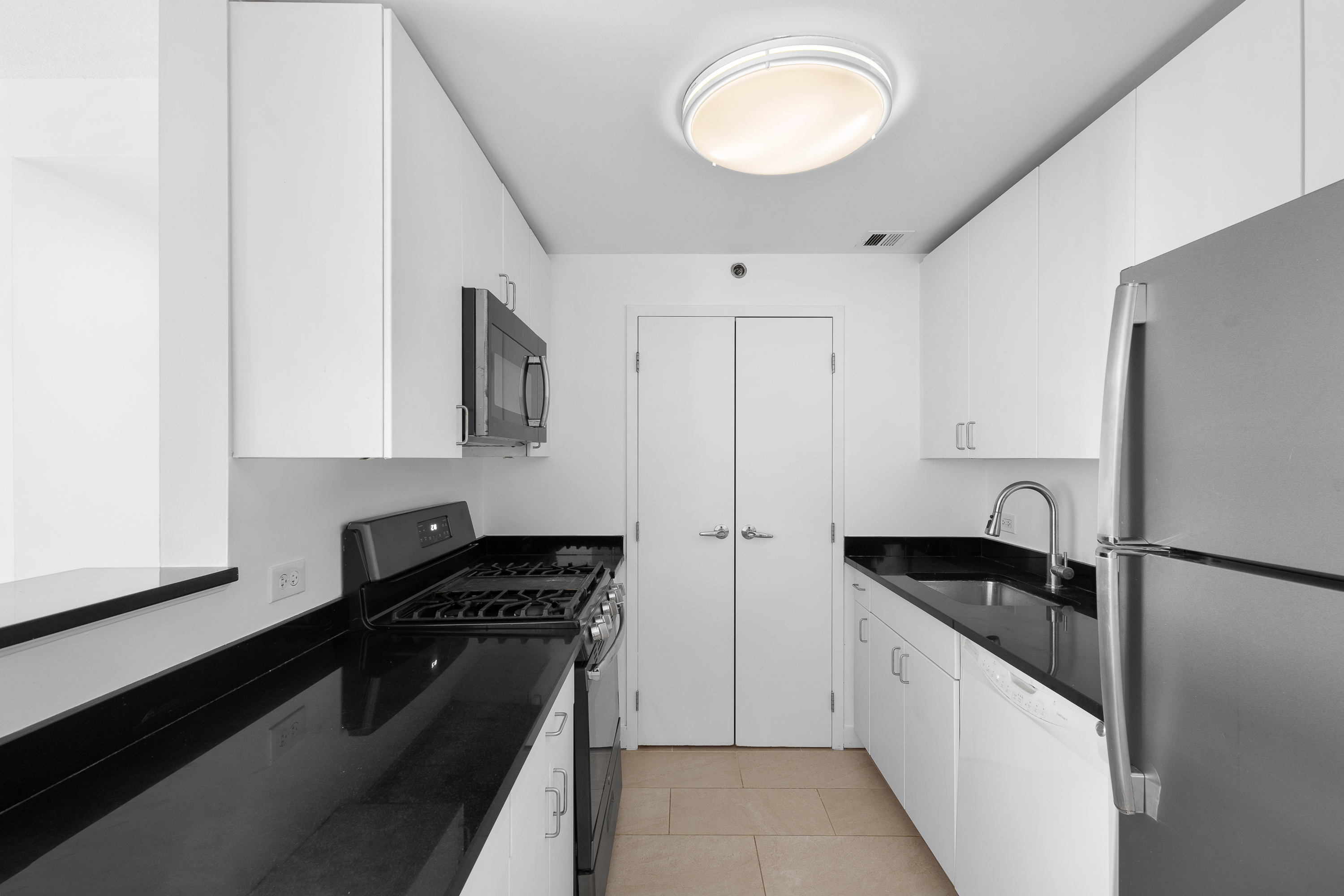 40 West 116th Street, Unit A307 Manhattan, NY 10026 - Photo 4 of 10