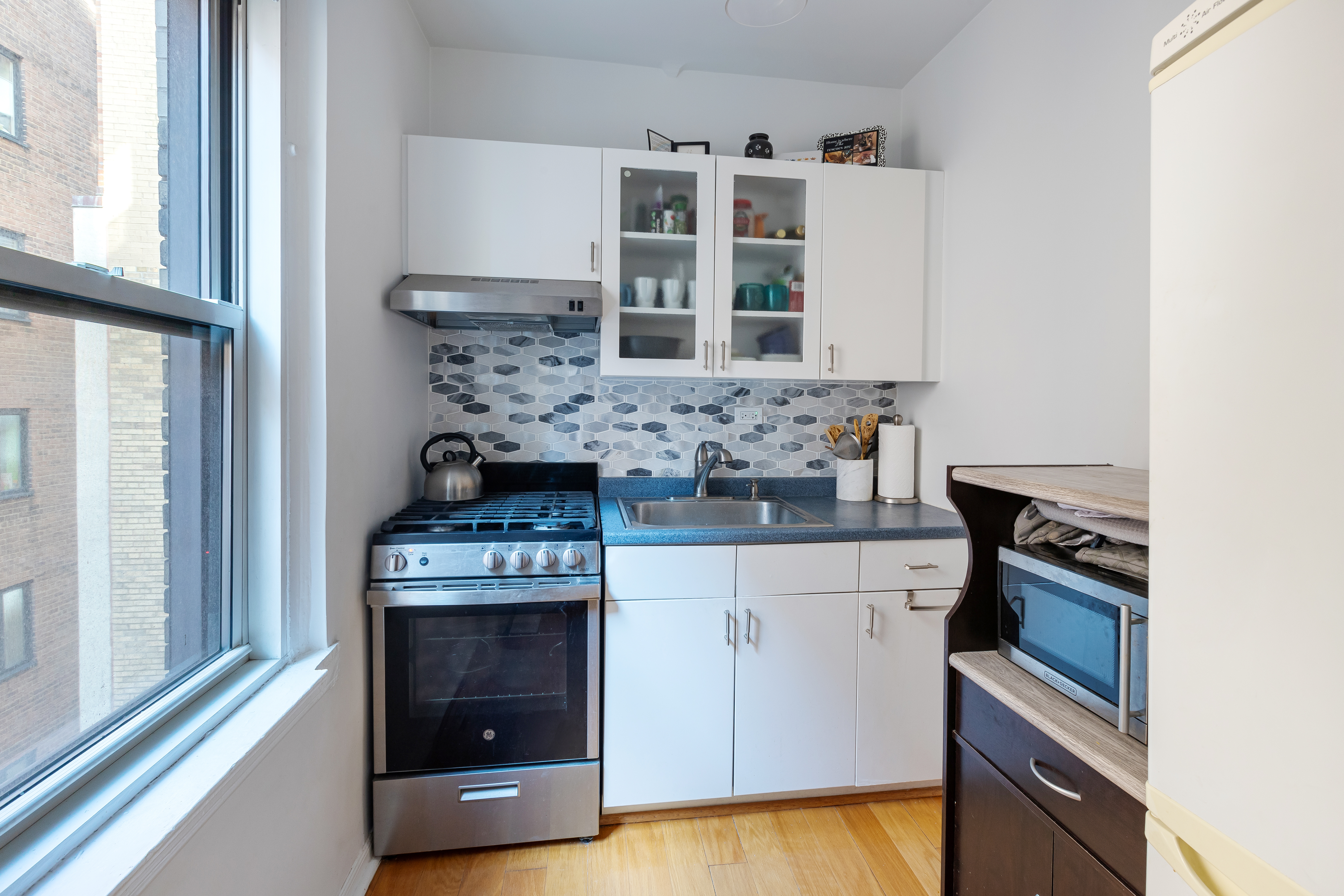 70 Remsen Street, Unit 6E Brooklyn, NY 11201 - Photo 3 of 8
