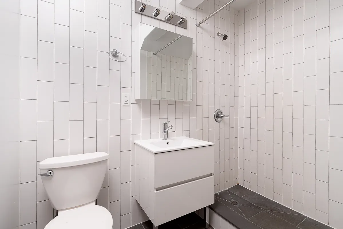 $3,349 | 431 Wilson Avenue, Unit 1R | Bushwick