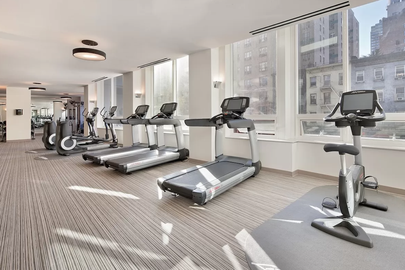 300 East 23rd Street, Unit 5B Manhattan, NY 10010 - Photo 9 of 13 Gallery Image 9