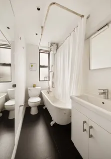 $850,000 | 224 East 11th Street, Unit 19 | East Village