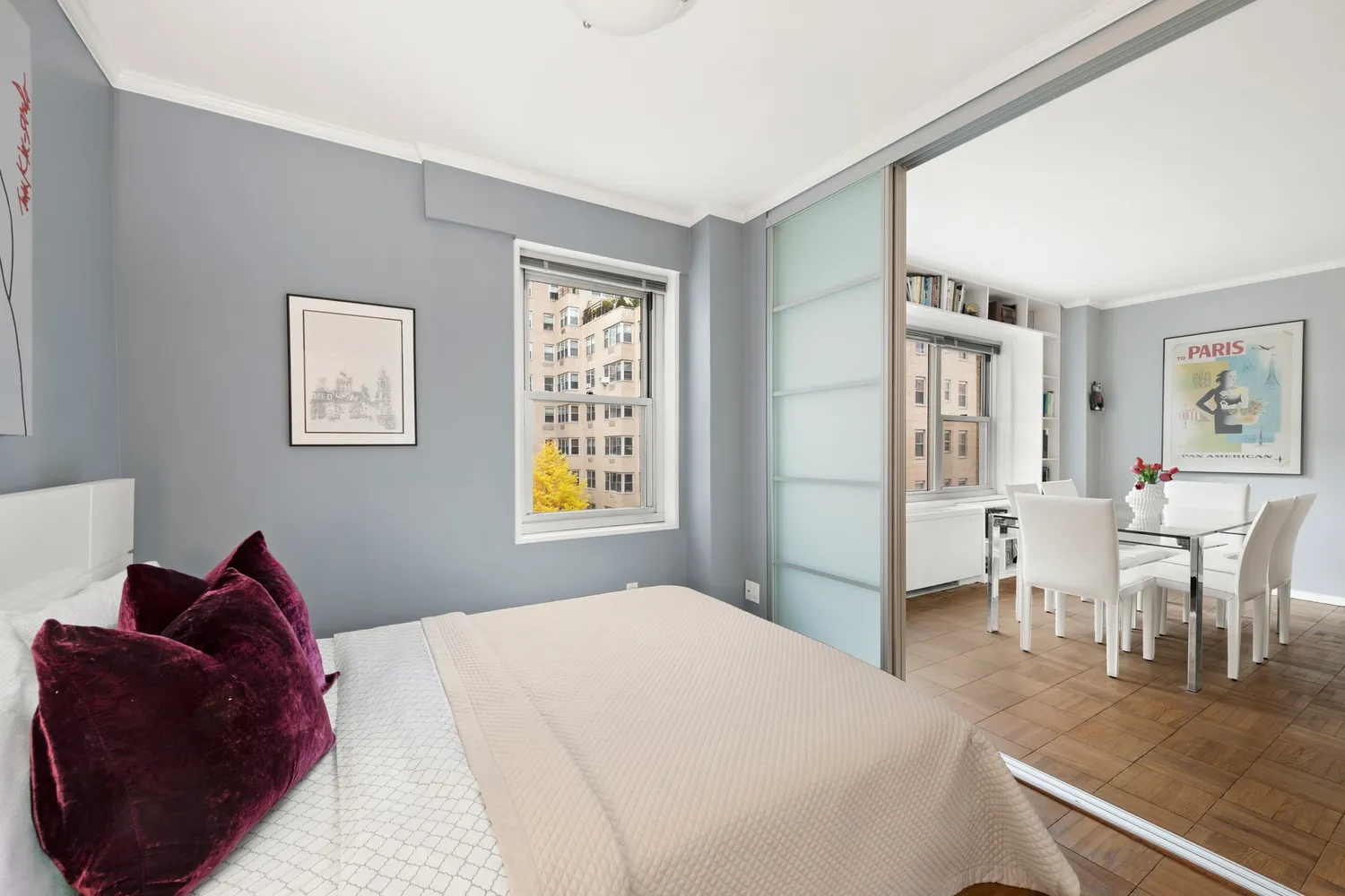 $825,000 | 20 East 9th Street, Unit 9R | Greenwich Village