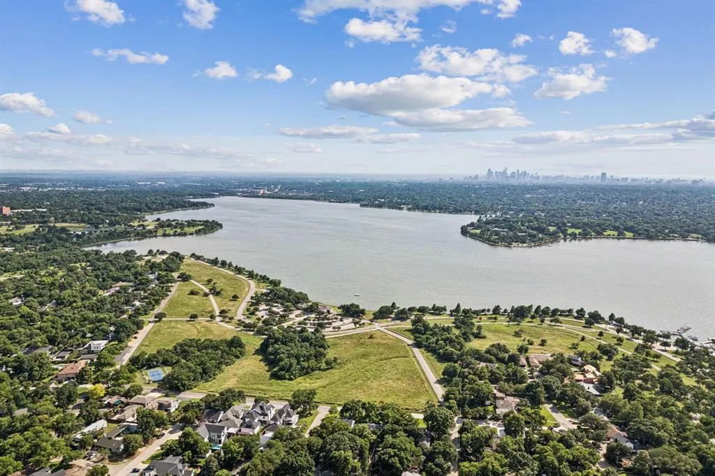 $1,190,000 | 9427 Hobart Street, Dallas, TX 75218