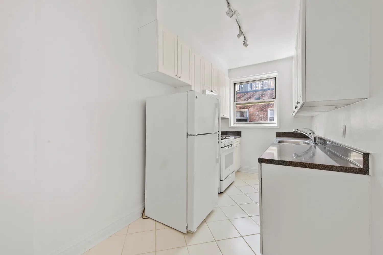 $3,070 | 105-05 69th Avenue, Unit 610 | Rego Park