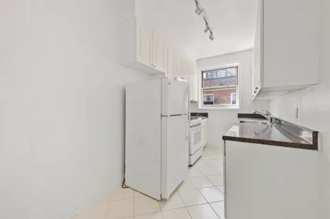 $3,070 | 105-05 69th Avenue, Unit 610 | Rego Park