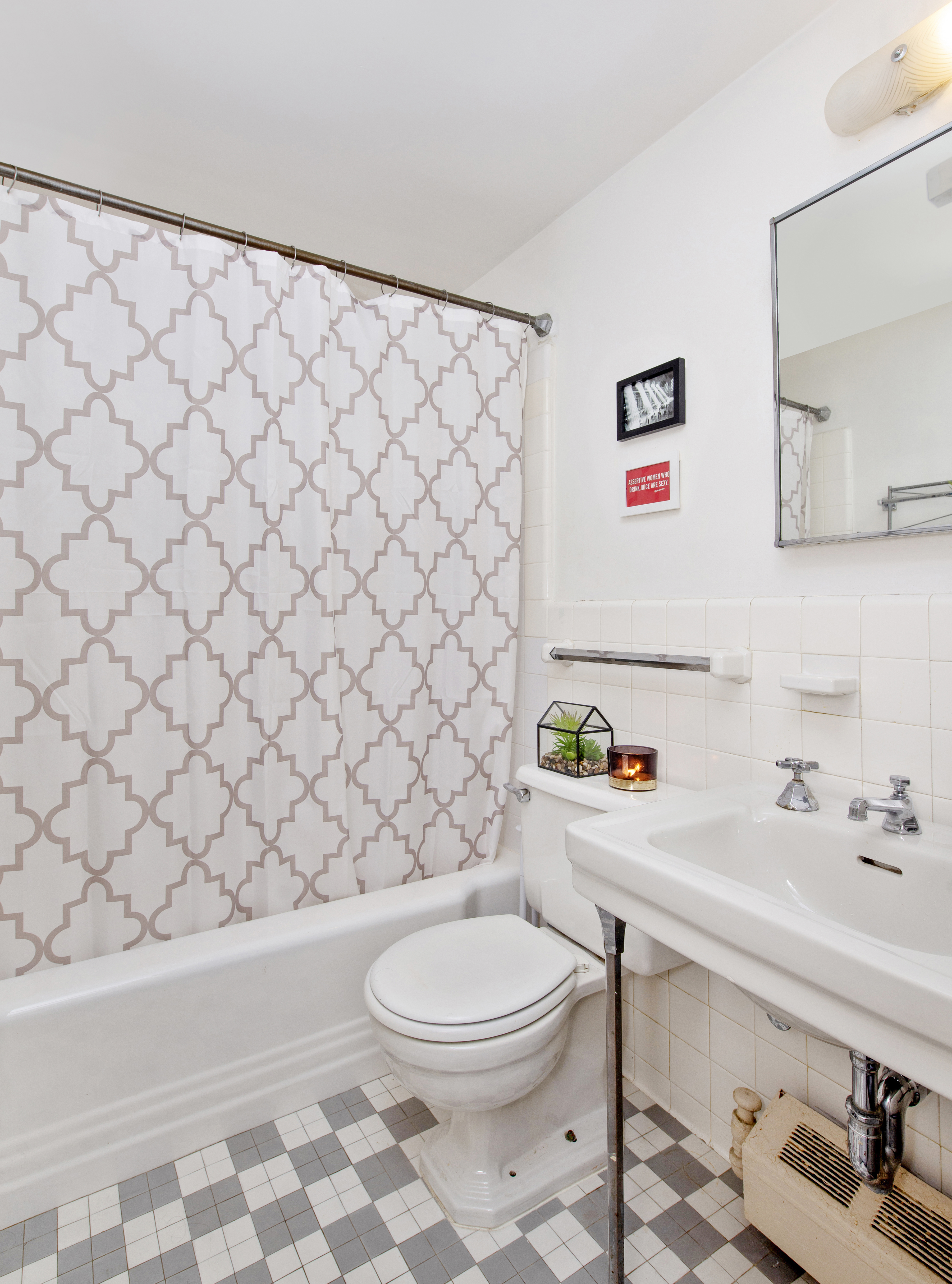 135 East 54th Street, Unit 15G Manhattan, NY 10022 - Photo 8 of 11