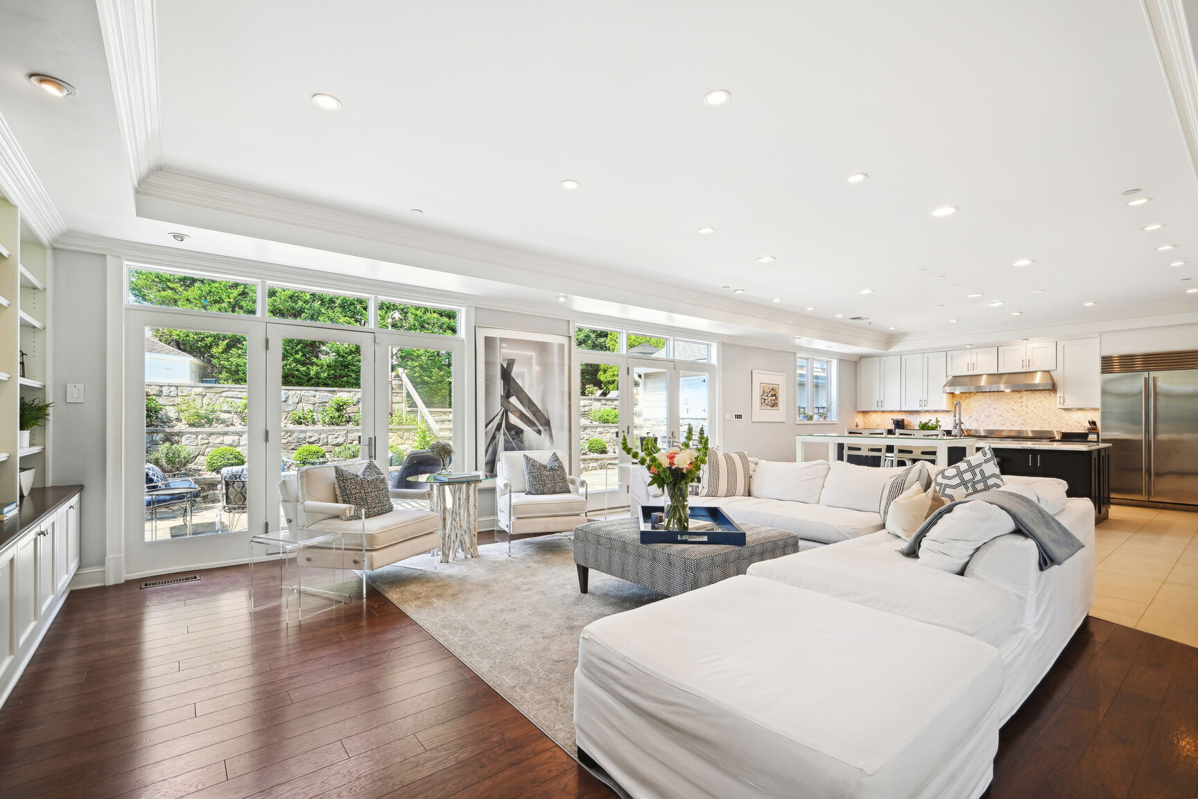 8805 Ridge Road Bethesda, MD 20817 - Photo 3 of 37