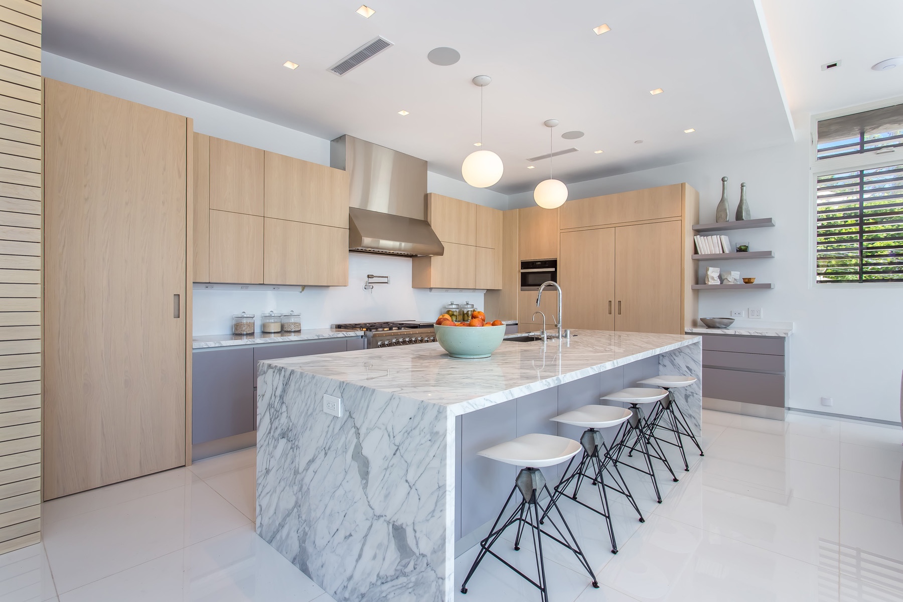 1413 Queens Road West Hollywood, CA 90069 - Photo 6 of 30