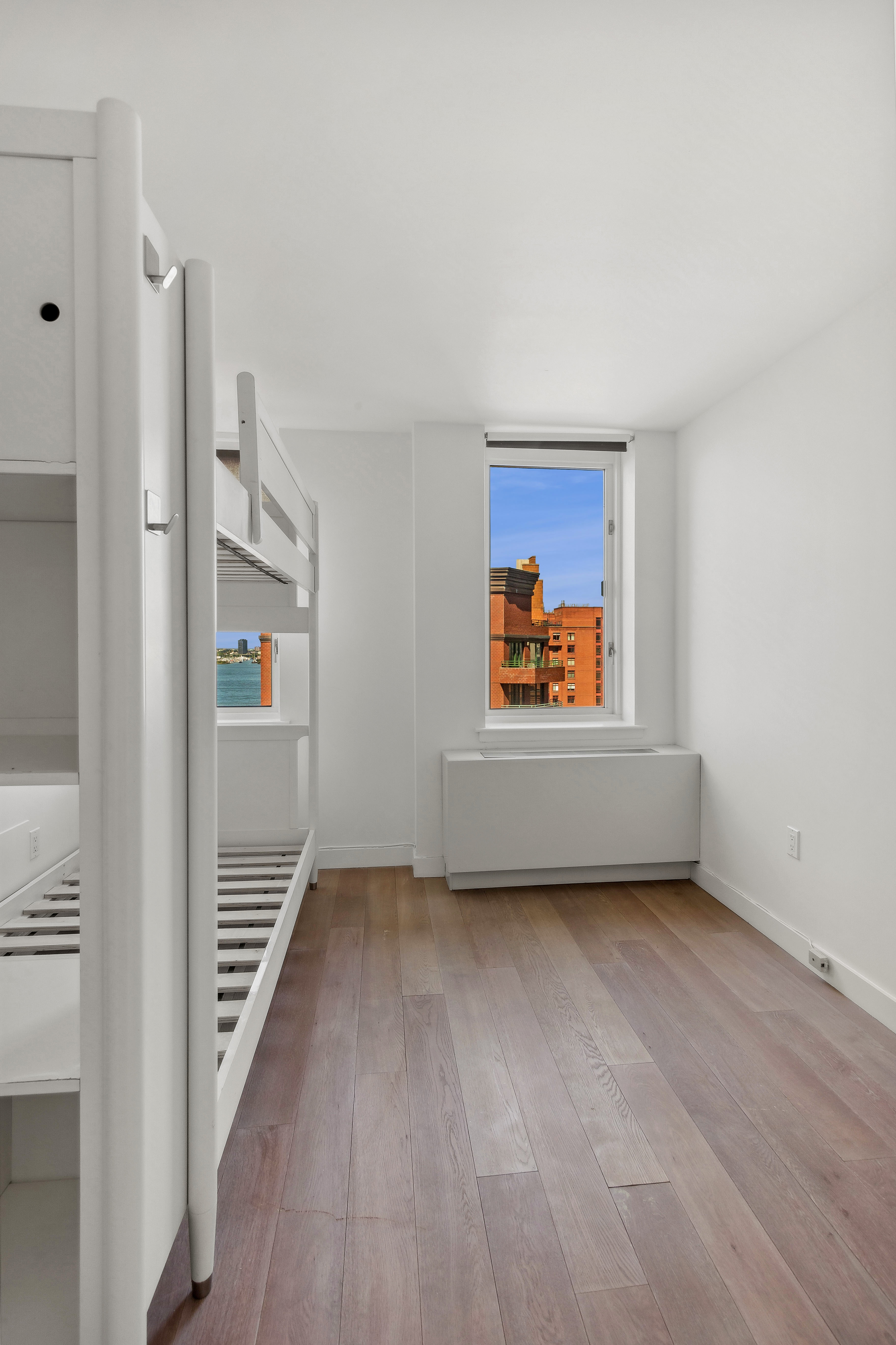 225 Rector Place, Unit 15G Manhattan, NY 10280 - Photo 4 of 8