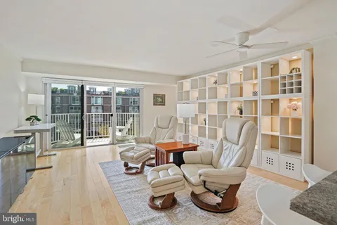 $389,900 | 510 N Street Southwest, Unit N422, Washington, DC 20024