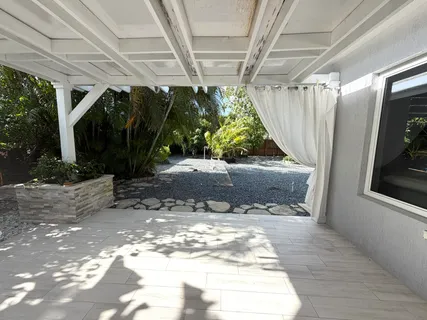 a view of a garage
