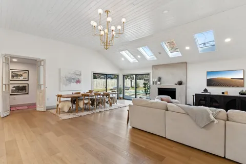 $995,000 | 2508 Comburg Castle Way, Austin, TX 78748