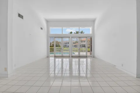 $2,990,000 | 5768 Harrington Way, Boca Raton, FL 33496