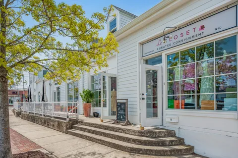 a view of a storage & utility room