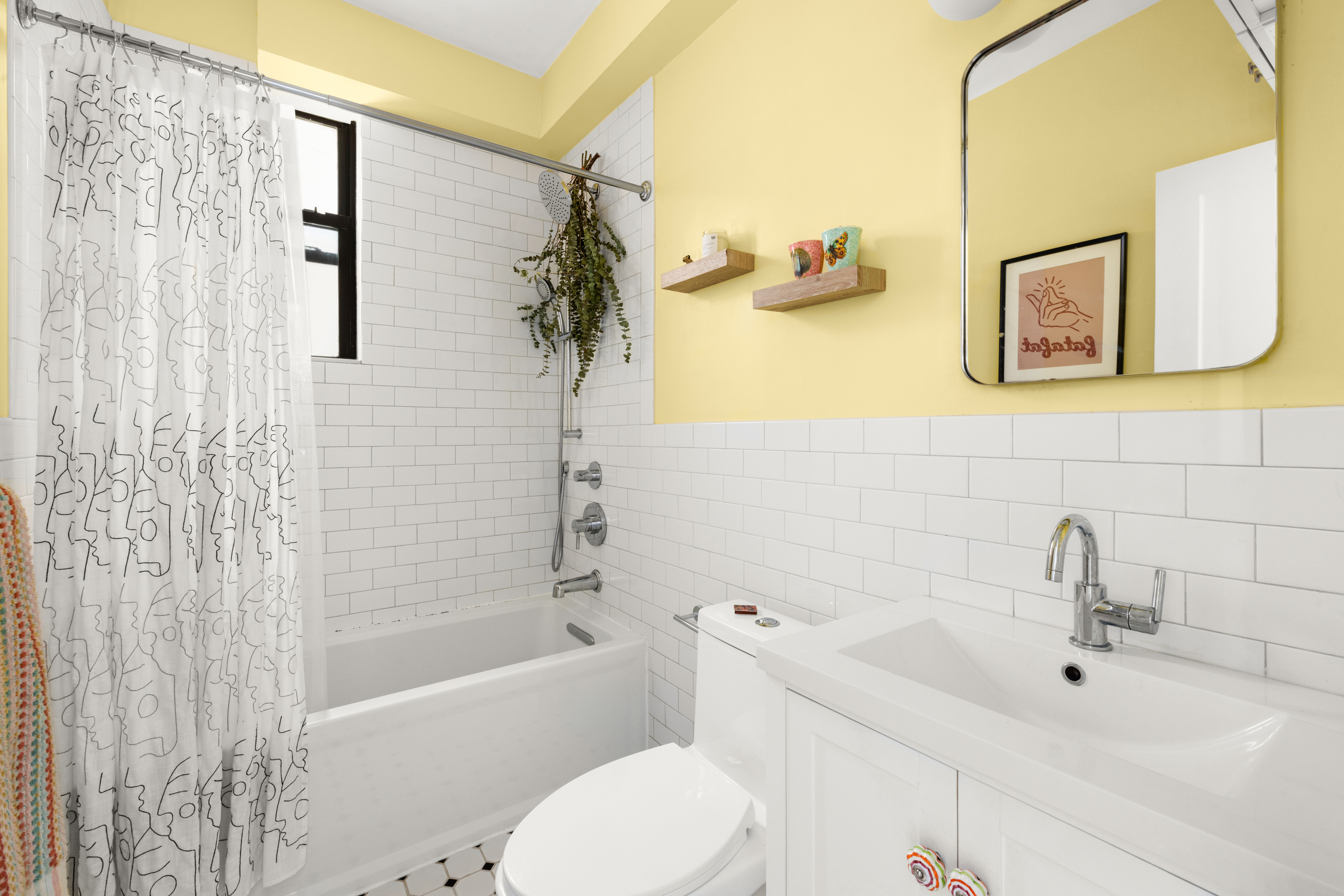 649 Vanderbilt Avenue, Unit 3B Brooklyn, NY 11238 - Photo 7 of 8