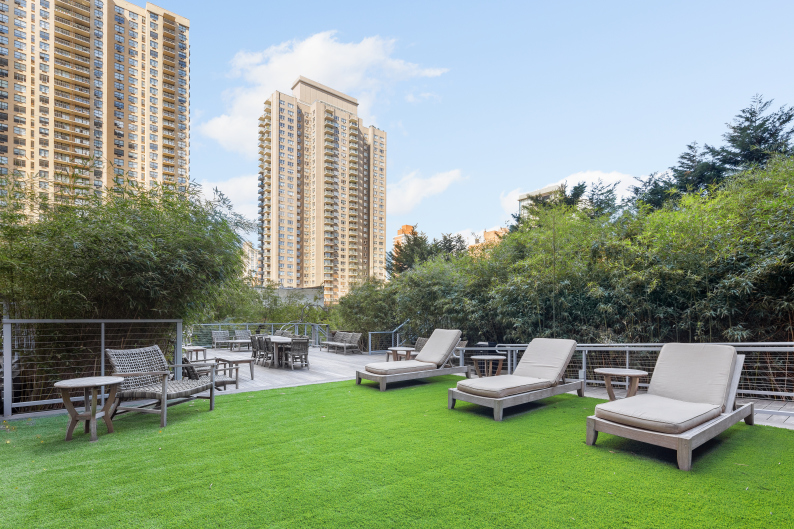 515 East 72nd Street, Unit 3KLMN Manhattan, NY 10021 - Photo 15 of 29 a view of a patio with chairs and plants