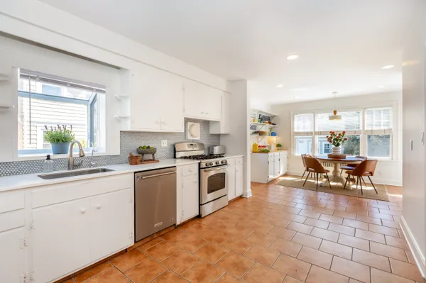 $1,075,000 | 83 Essex Avenue, Montclair, NJ 07042