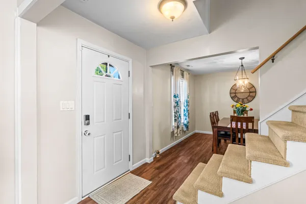 $570,000 | 3 Luray Lane, Marlton, NJ 08053