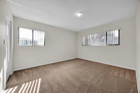 $235,000 | 9711 Hammocks Boulevard, Unit 108K, Miami, FL 33196