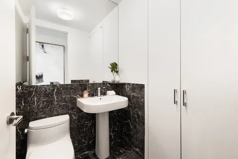 $2,995,000 | 1 Central Park West, Unit 30E | Upper West Side