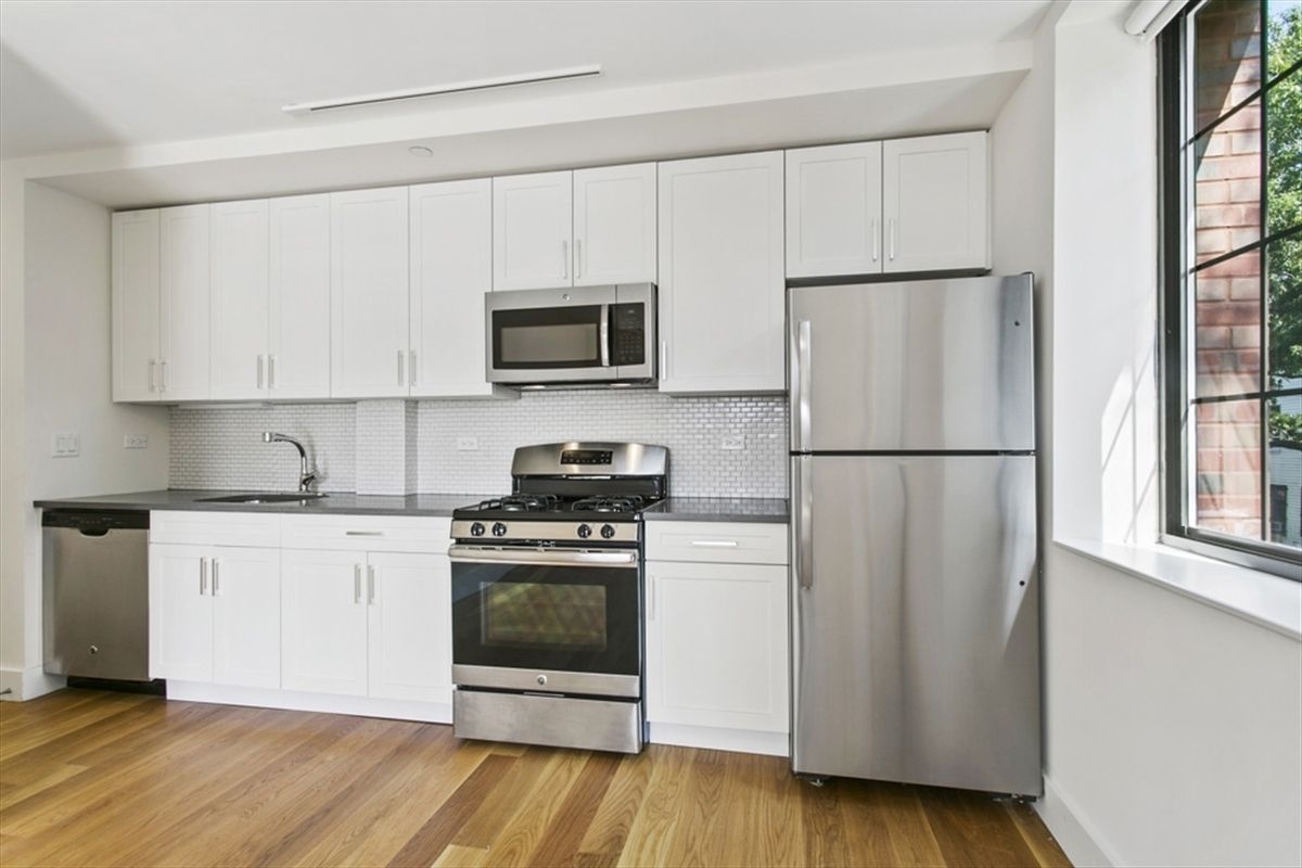 83 Bushwick Place, Unit 1D Brooklyn, NY 11206 - Photo 2 of 6