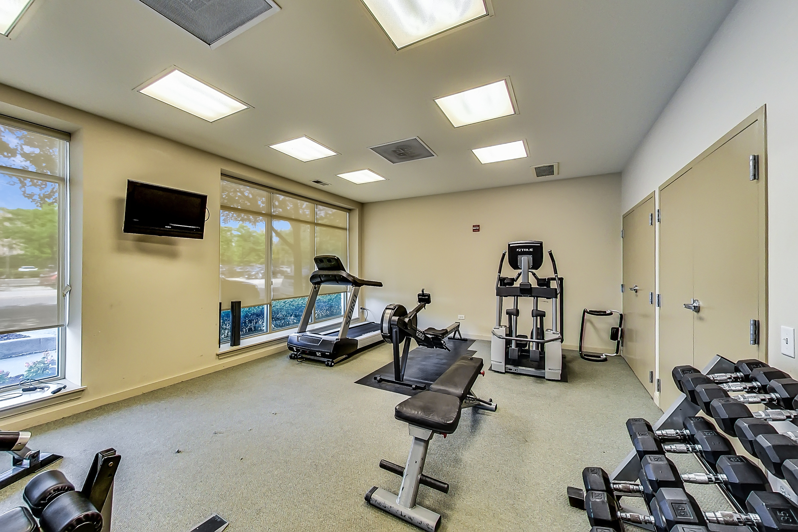 1155 West Roosevelt Road, Unit 304 Chicago, IL 60608 - Photo 32 of 35