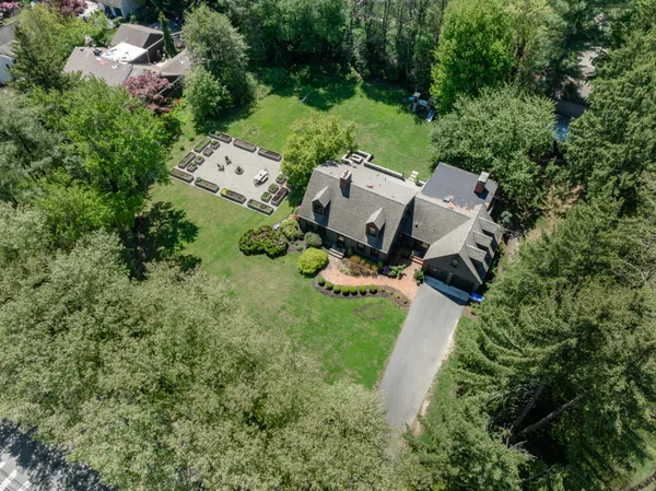 $1,200,000 | 730 North Stanwick Road, Moorestown, NJ 08057